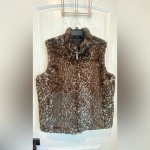 Guess faux fur reversible vest